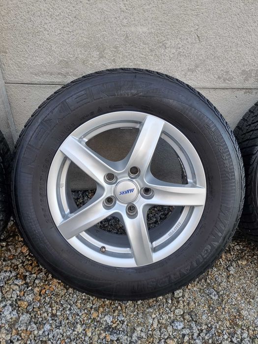 Felgi Alusy VW Touareg Audi Q7 NEXEN 235/65R17  opony zimowe 5x130