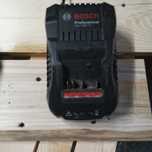 Bosch ładowarka gal 18/80 cv