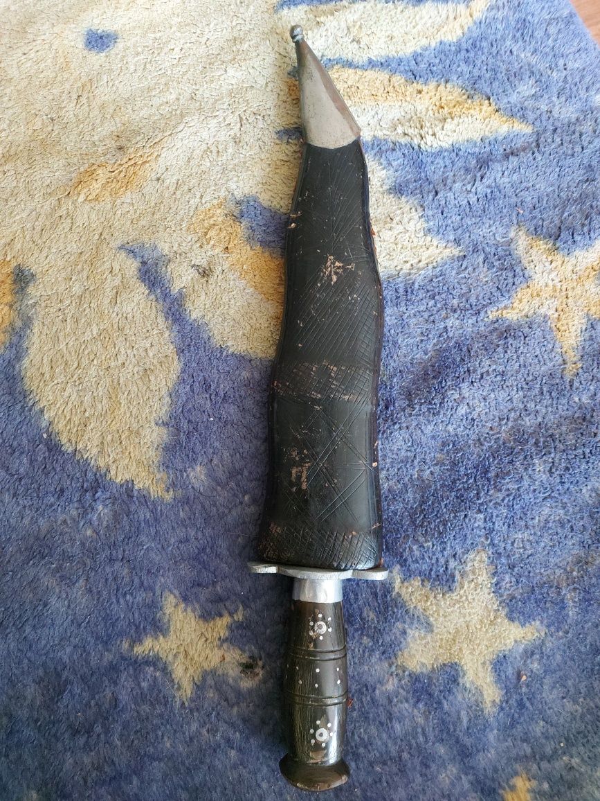 Nóż myśliwski.  KUKRI oryginalny