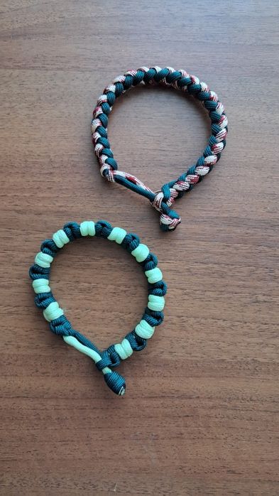 Браслеты и брелки