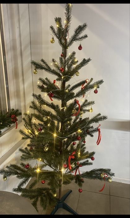 Продам ялинку штучну