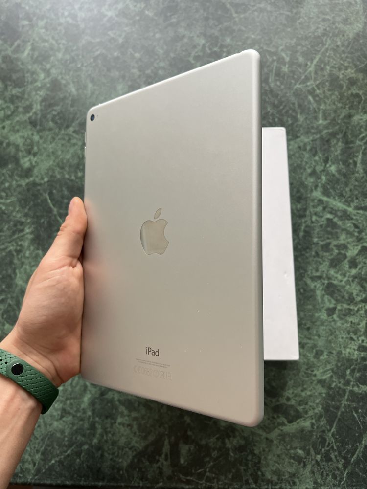 iPad Air 2 16gb Гарний стан + Стилус в Подарунок