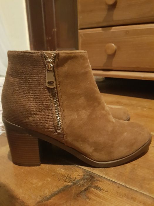 Botas de inverno e chuva