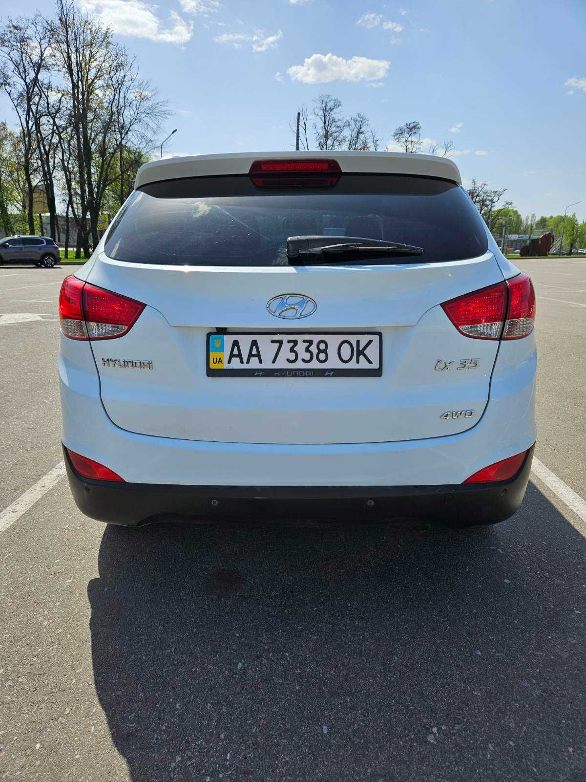 Hyundai ix35 2011, 2.0 AT (164 к.с.) 4WD, Style