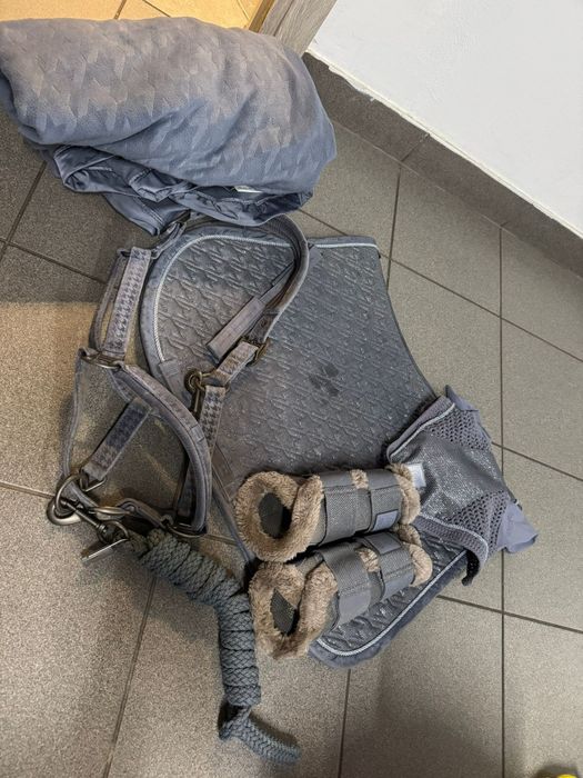 Komplet eskadron essence