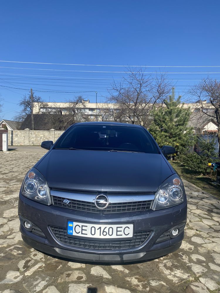 Opel Astra H GTC