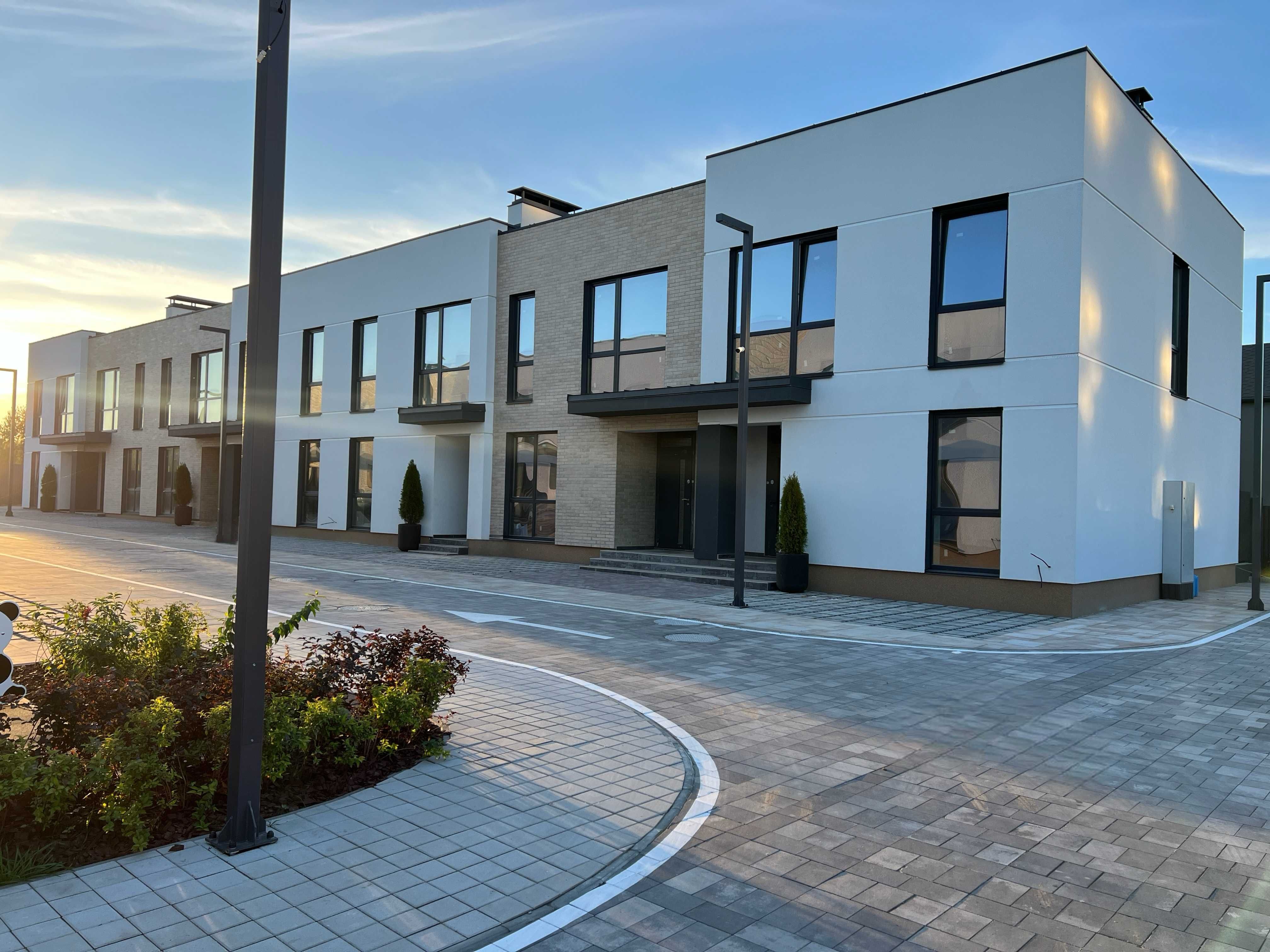 Продам готовий таунхаус 120м2. Всі центральні комунікації. Розстрочка!