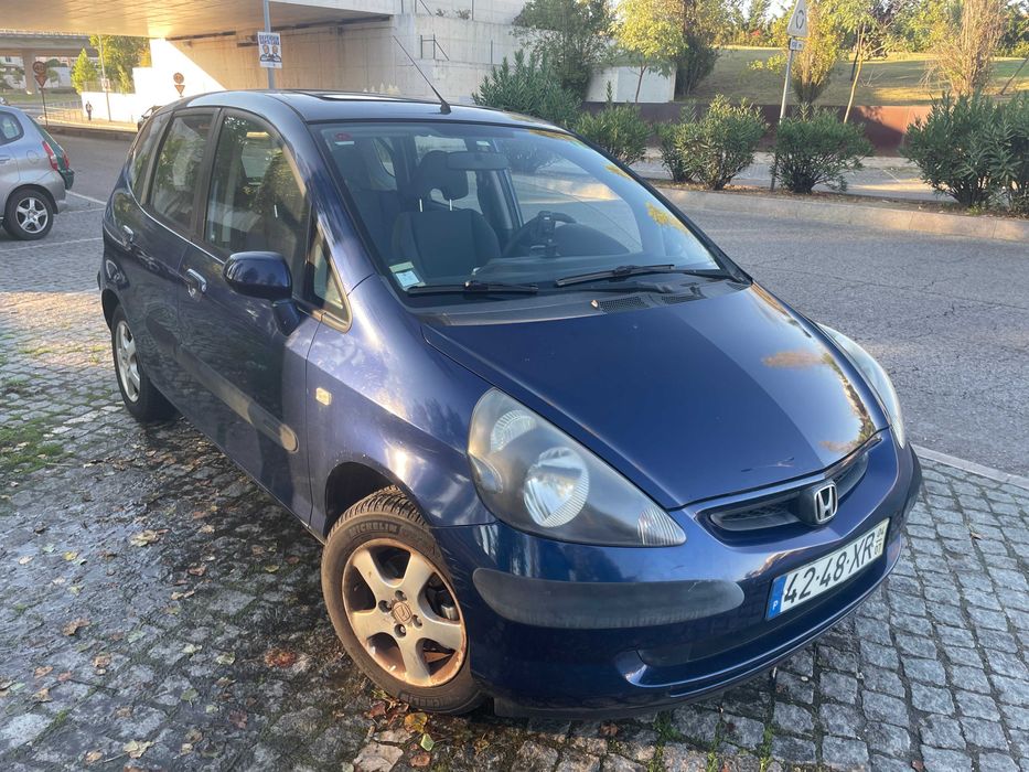 Honda Jazz bom estado - Teto abrir - sistema Mãos livres - Preço Fixo