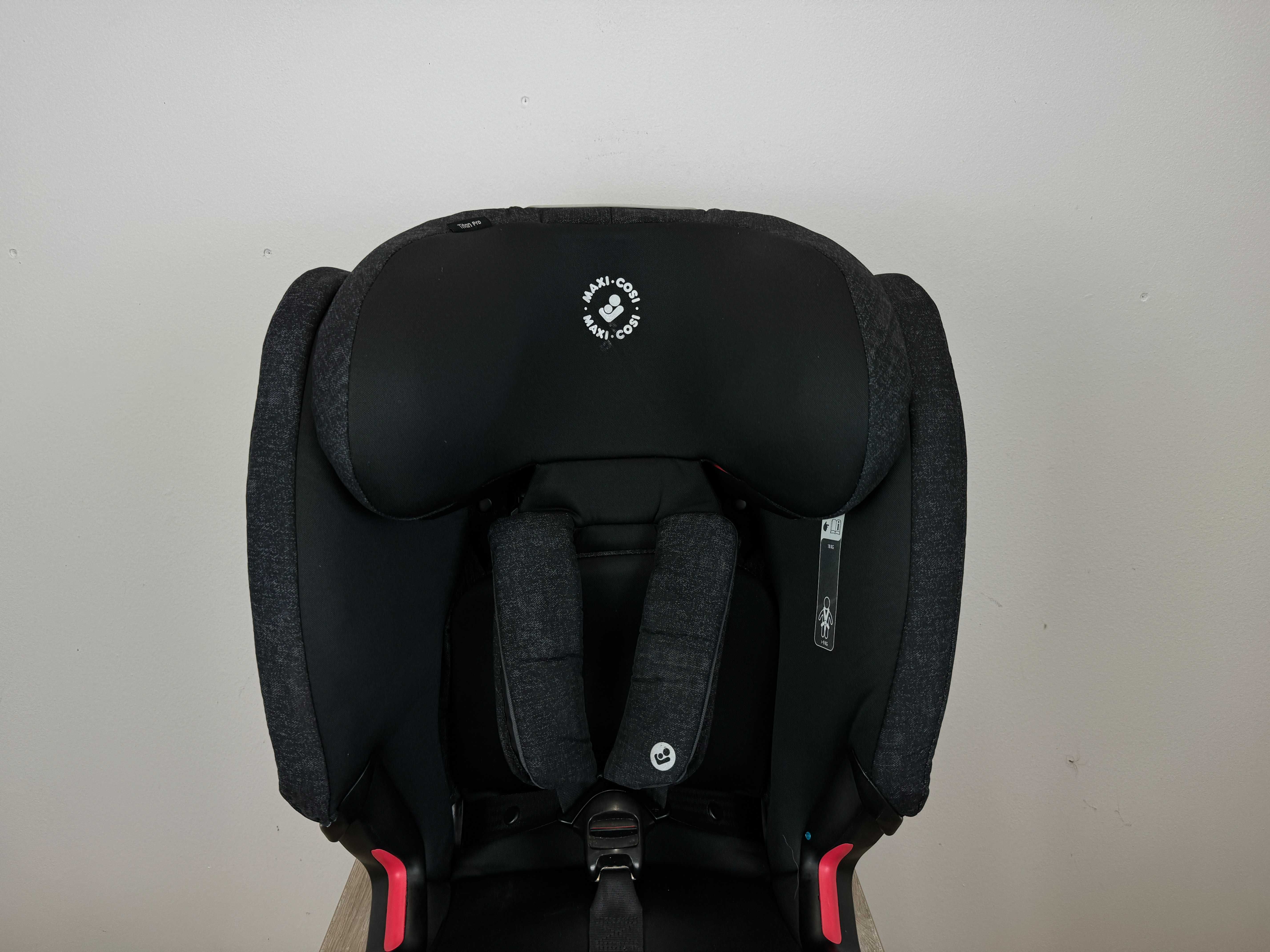 Fotelik samochodowy Maxi Cosi Titan Pro 9-36kg