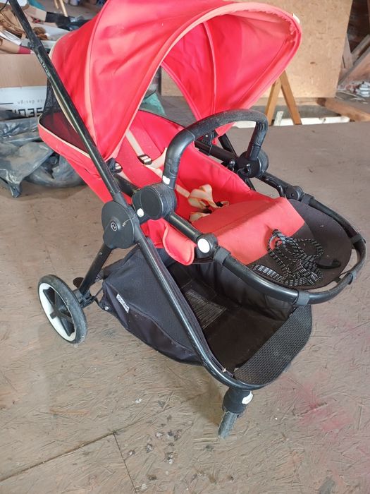Wózek spacerówka Cybex Iris M-air