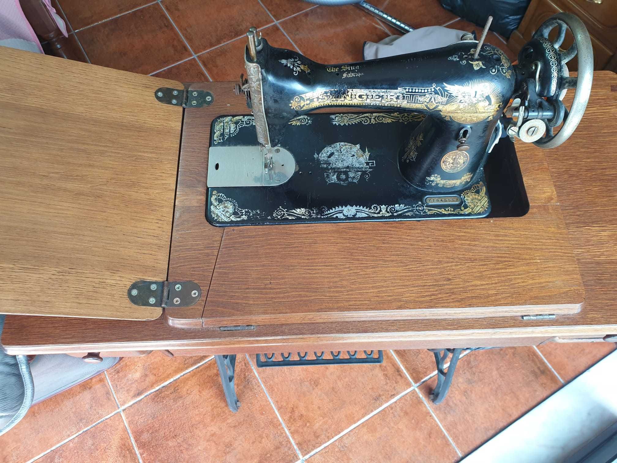 Máquina de custura