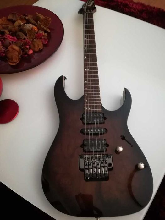 Guitarra Premium Walnut Burst RG970 wbwz wlb