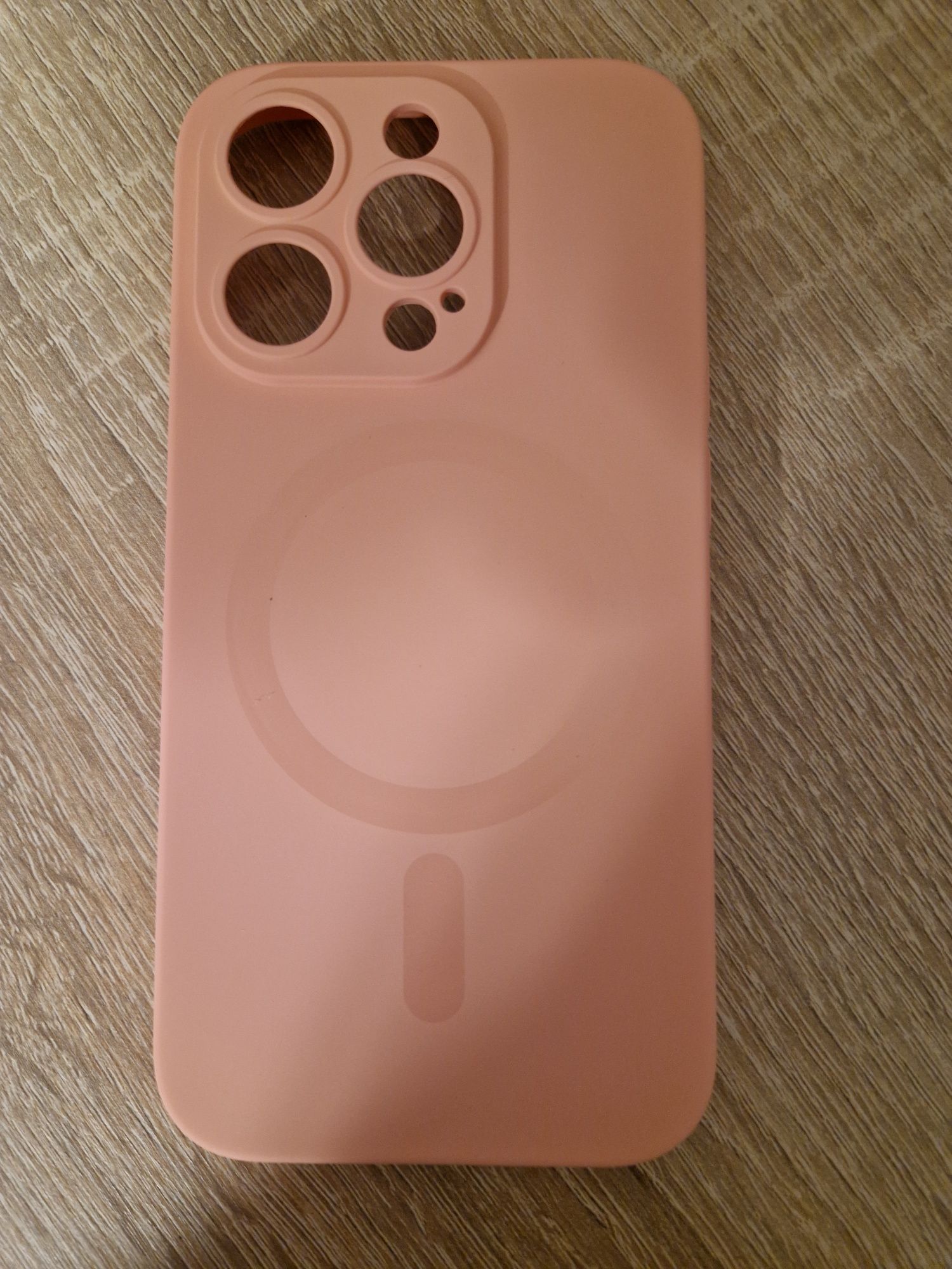 Etui TEL PROTECT MagSilicone Case do Iphone 14 Pro Jasnoróżowy