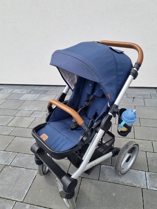 WÓZEK Mutsy Nio 3 w 1 z fotelikiem maxi cosi