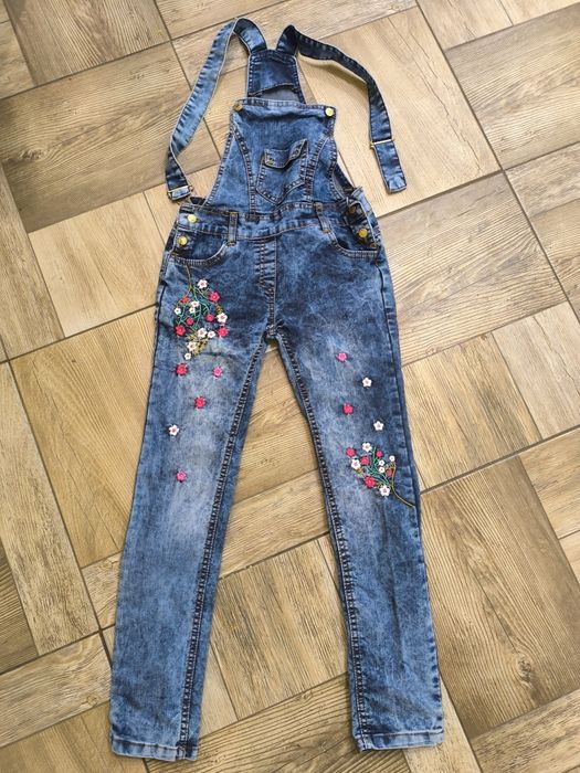 Джинсовий комбінезон для дівчинки