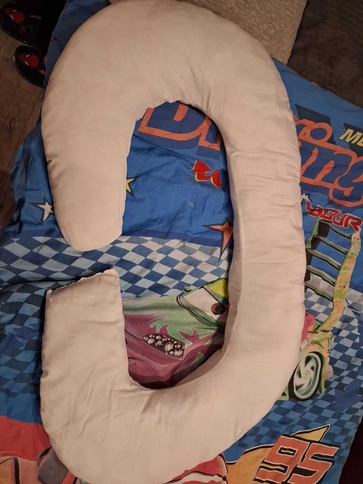 Duży rogal ciążowy