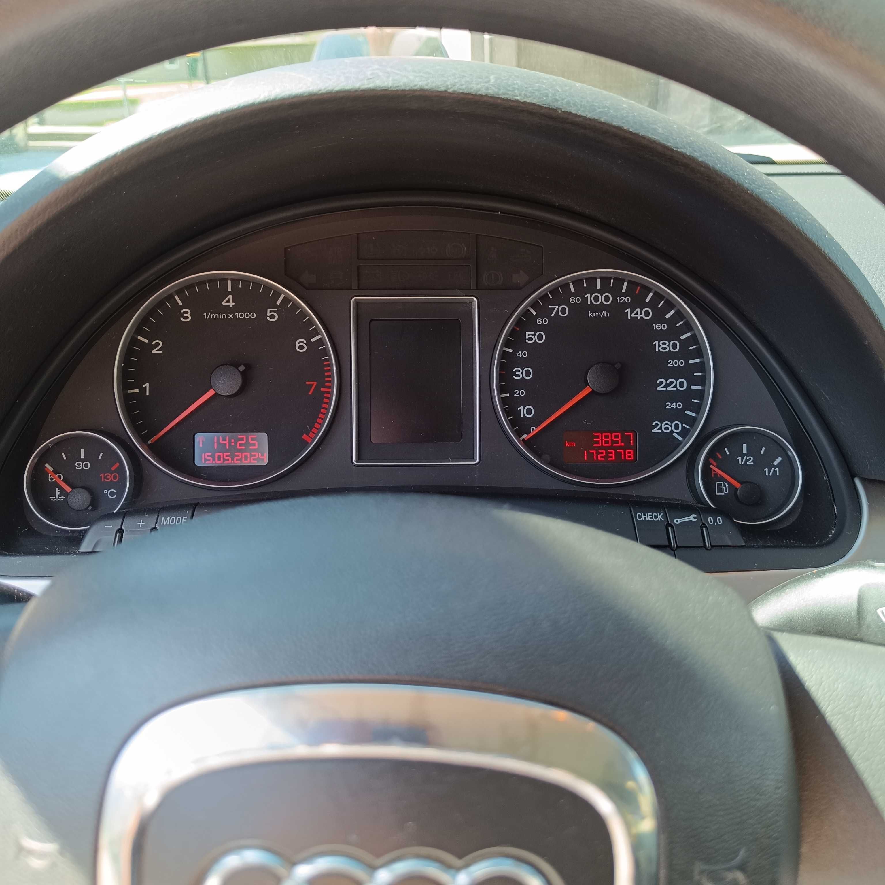 Audi A4 B7 2.0 benzyna