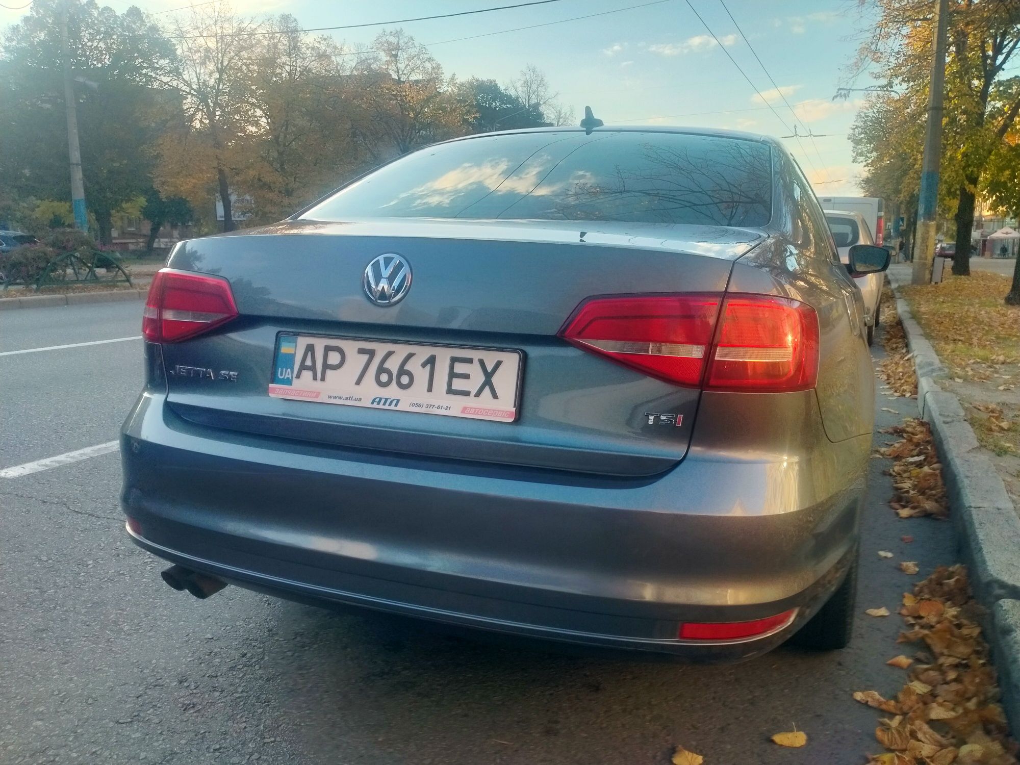 Volkswagen jetta Xenon 1,8 turbo 2015