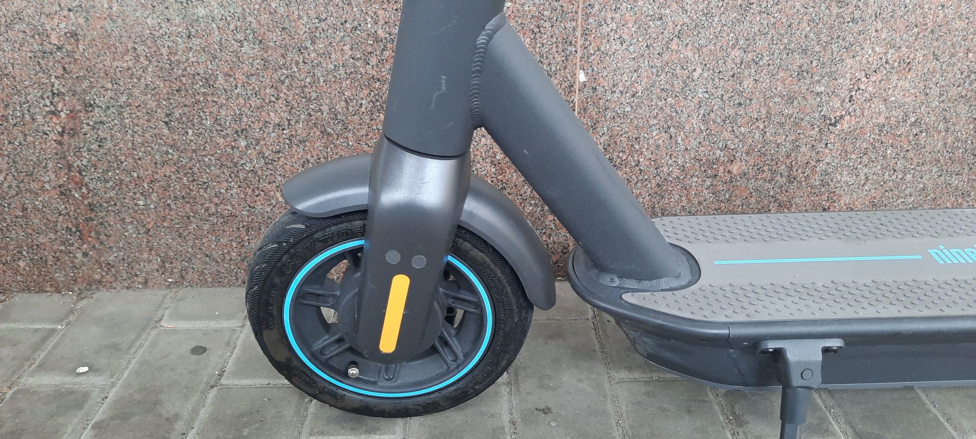 Hulajnoga Segway Ninebot Max G30 II elektryczna 65km 10" Motus 2022