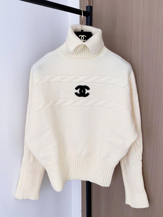 Sweter golf włóczkowy Chanel
