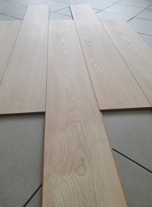 Panele laminowane SwissKrono Dąb Anyżowy D2044 13m2 + podkład w cenie!