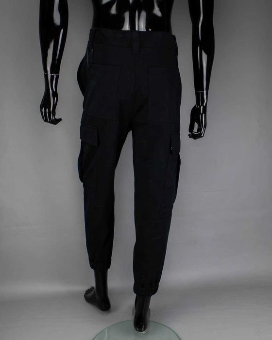 Стильные штаны карго от дорогого бренда AMI.Размер M