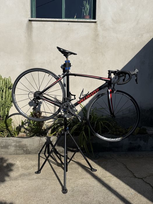 Bicicleta de Estrada Specialized Allez Carbono