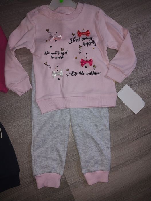 Dres dziewczynki  cena za całość r.86