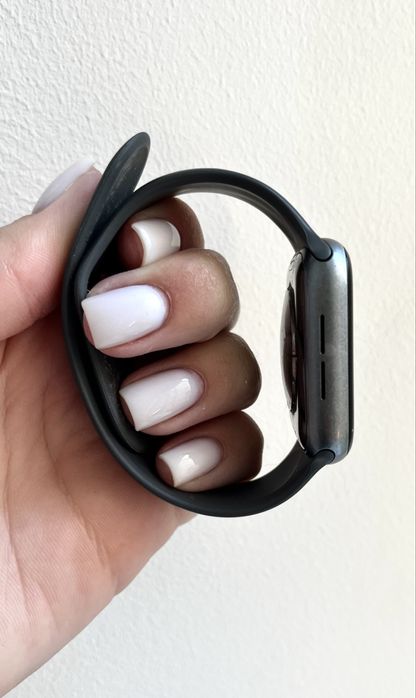 Apple Watch 5 series  44-mm