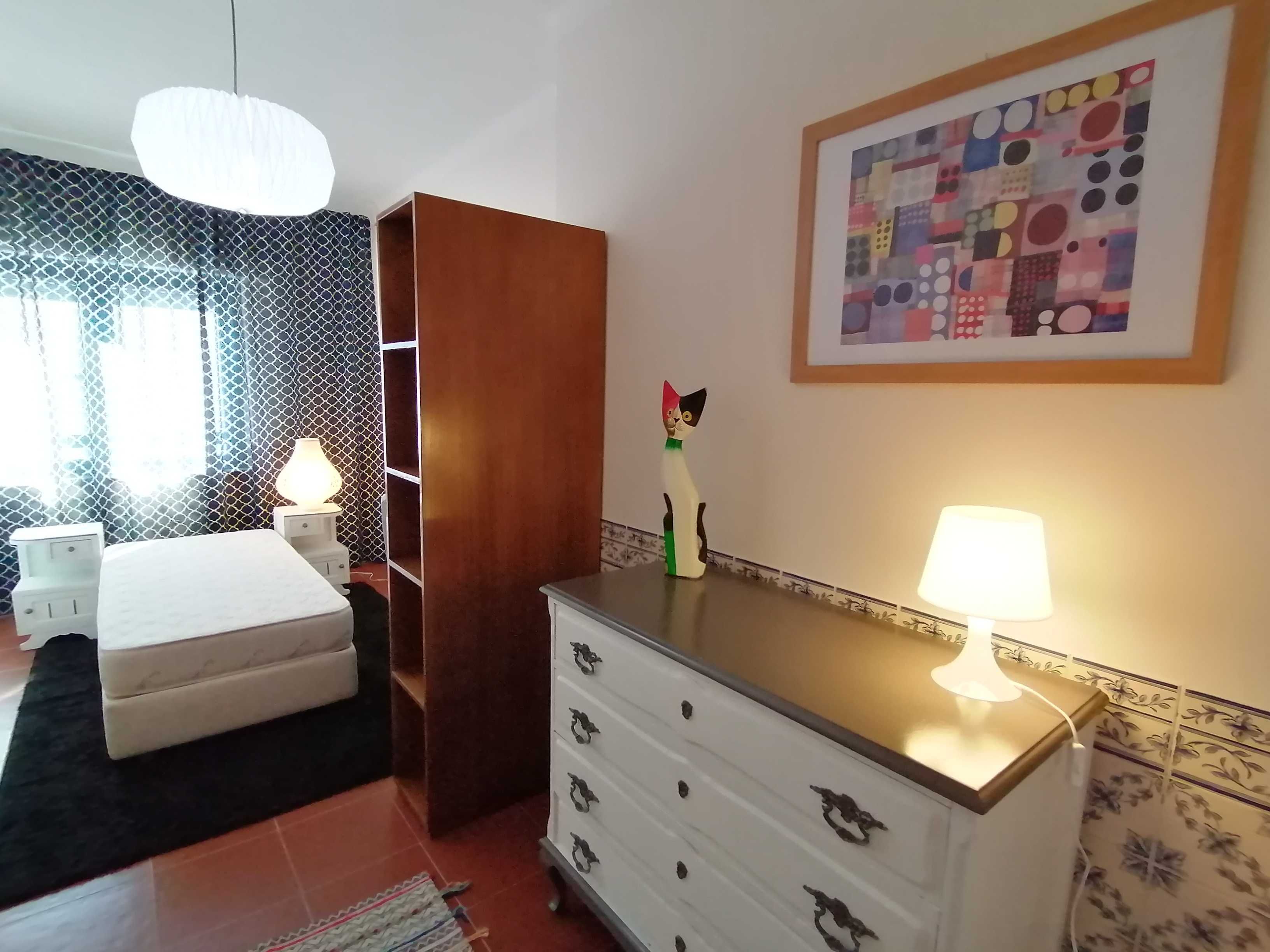 Quarto para estudante junto ao Politécnico Santarém