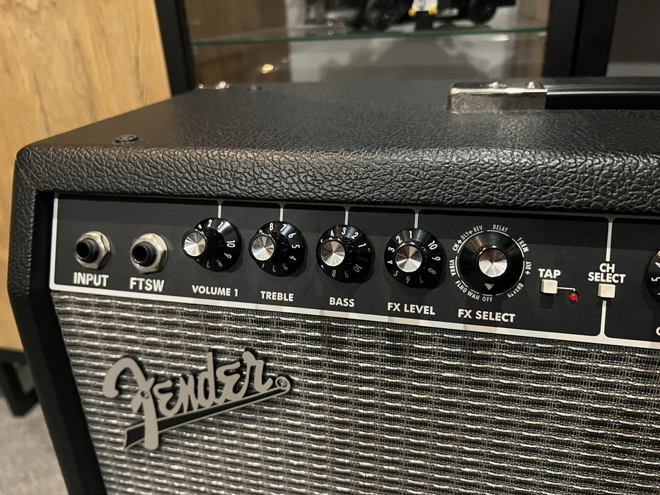 Wzmacniacz Fender Champion 100