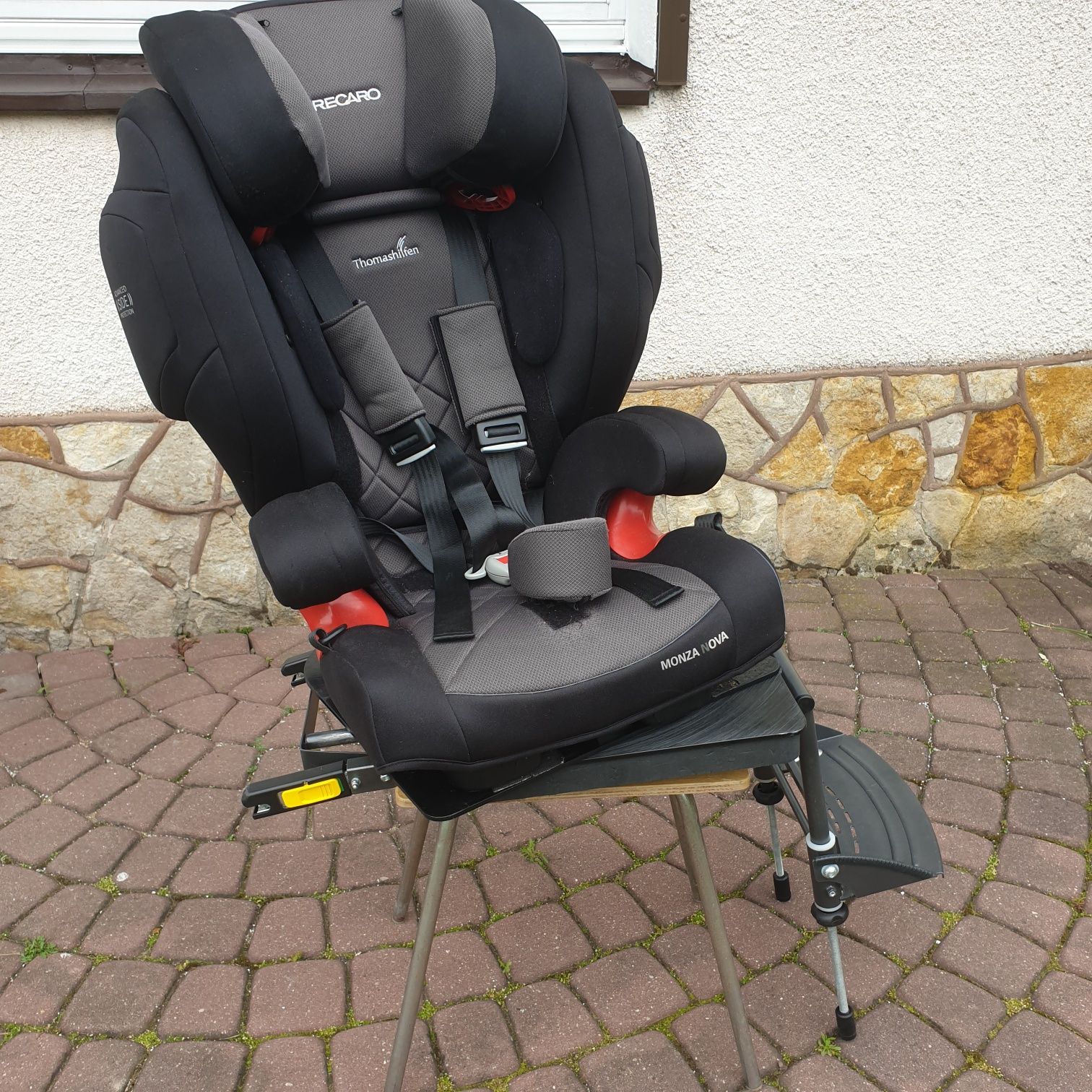 RECARO Monza Nova 2 Reha fotelik reha 15-50kg z baza obrotową Isofix