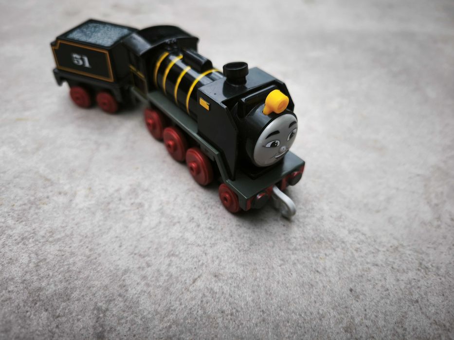 Tomek i Przyjaciele metalowa lokomotywa Hiro Hirek z wagonikiem