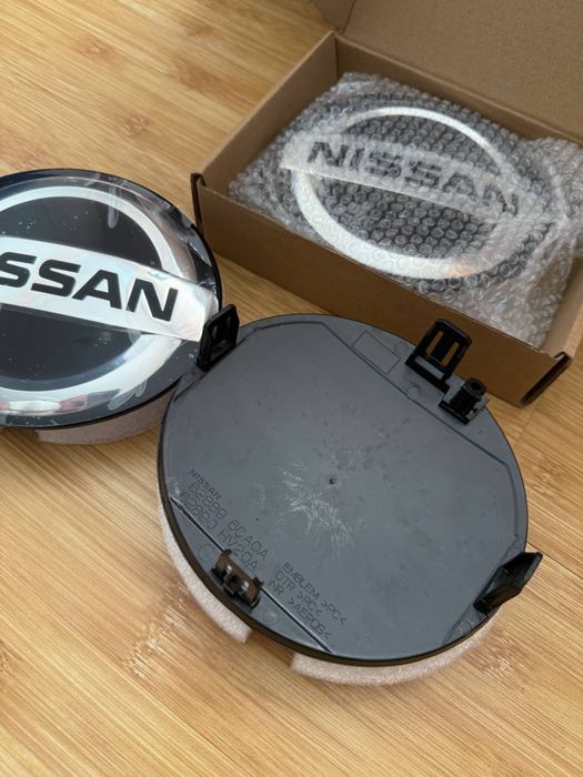 Емблема,значок NISSAN(Ніссан) Rogue,Sentra,X-Trail(62889-6CAOA)