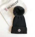 Nowa czapka Gucci z futerkiem Moncler