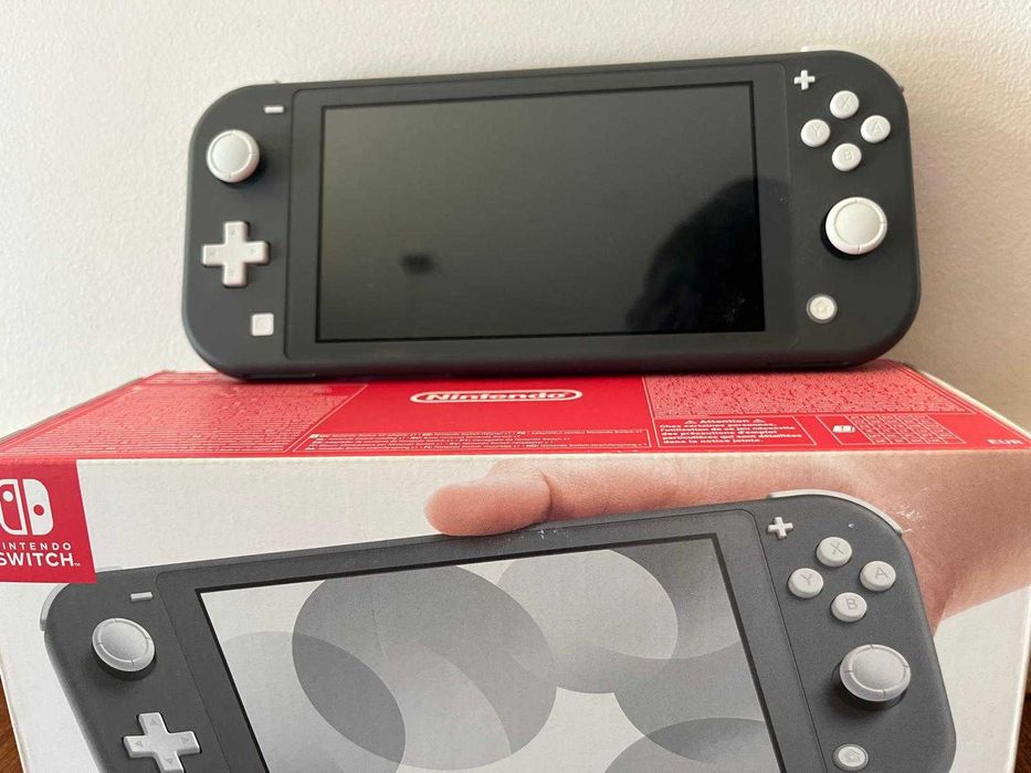 Nintendo switch lite como nova