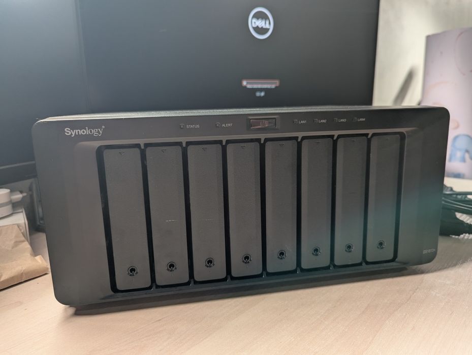 Synology DS 1813+