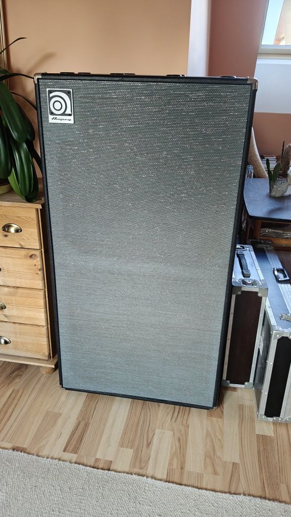 Kolumna Ampeg SVT-810AV