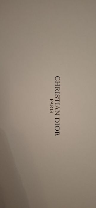 Luksusowe Pudełko Dior z Magnetycznym Zamknięciem – Edycja Limitowana