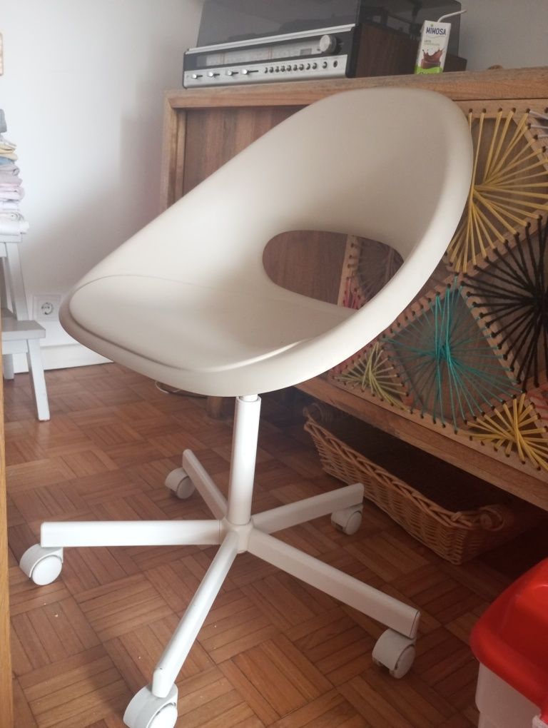 Cadeira secretária ikea