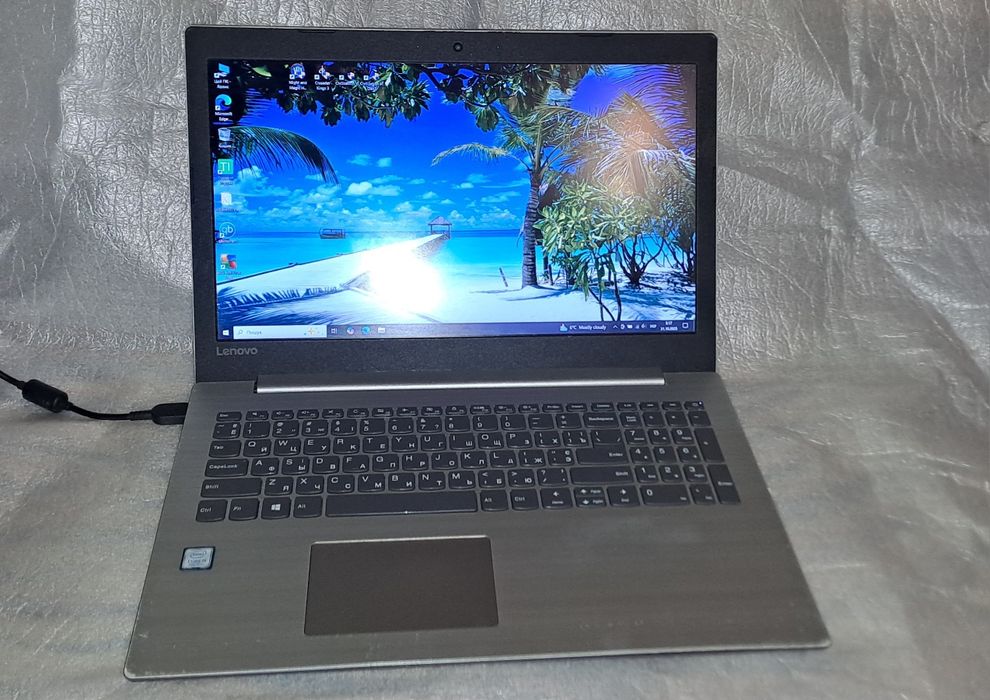 Ноутбук ігровий lenovo 330-15 i5 8300h/8ddr4/256ssd/gf 1050 4gb