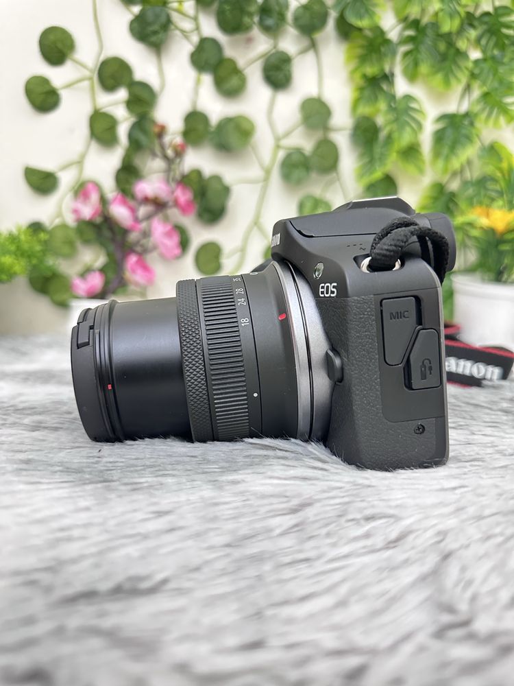 Canon Eos R100 WiFi/4k video com lente 18-45mm e bolsa