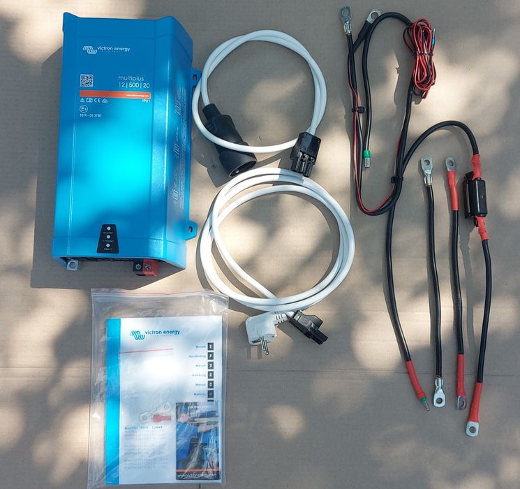 Гібридний інвертор Victron Energy MultiPlus 12/500/20-16 PMP121500000