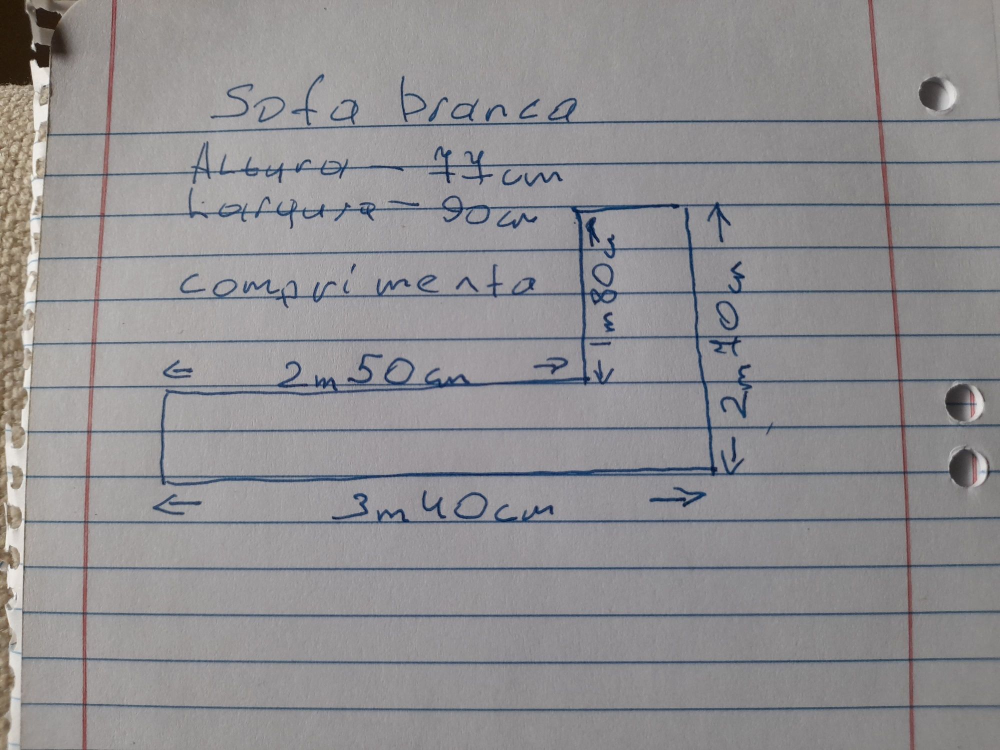 Sofa com pequenas defeitos