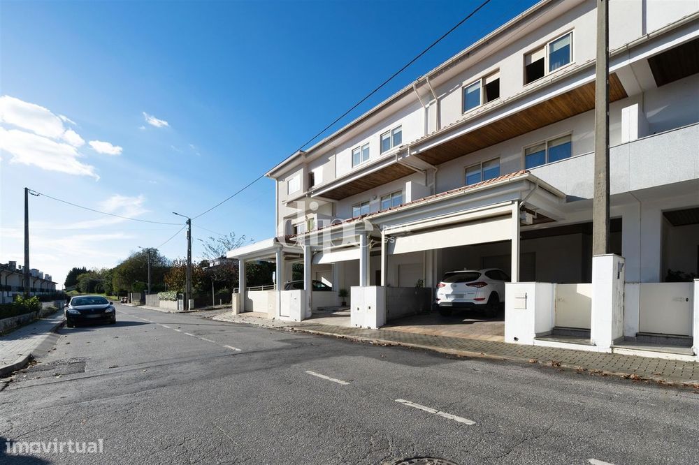 Moradia T3 com amplas áreas