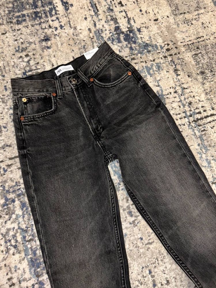 Нові Сірі Джинси Zara, Straight Fit, 34 розмір