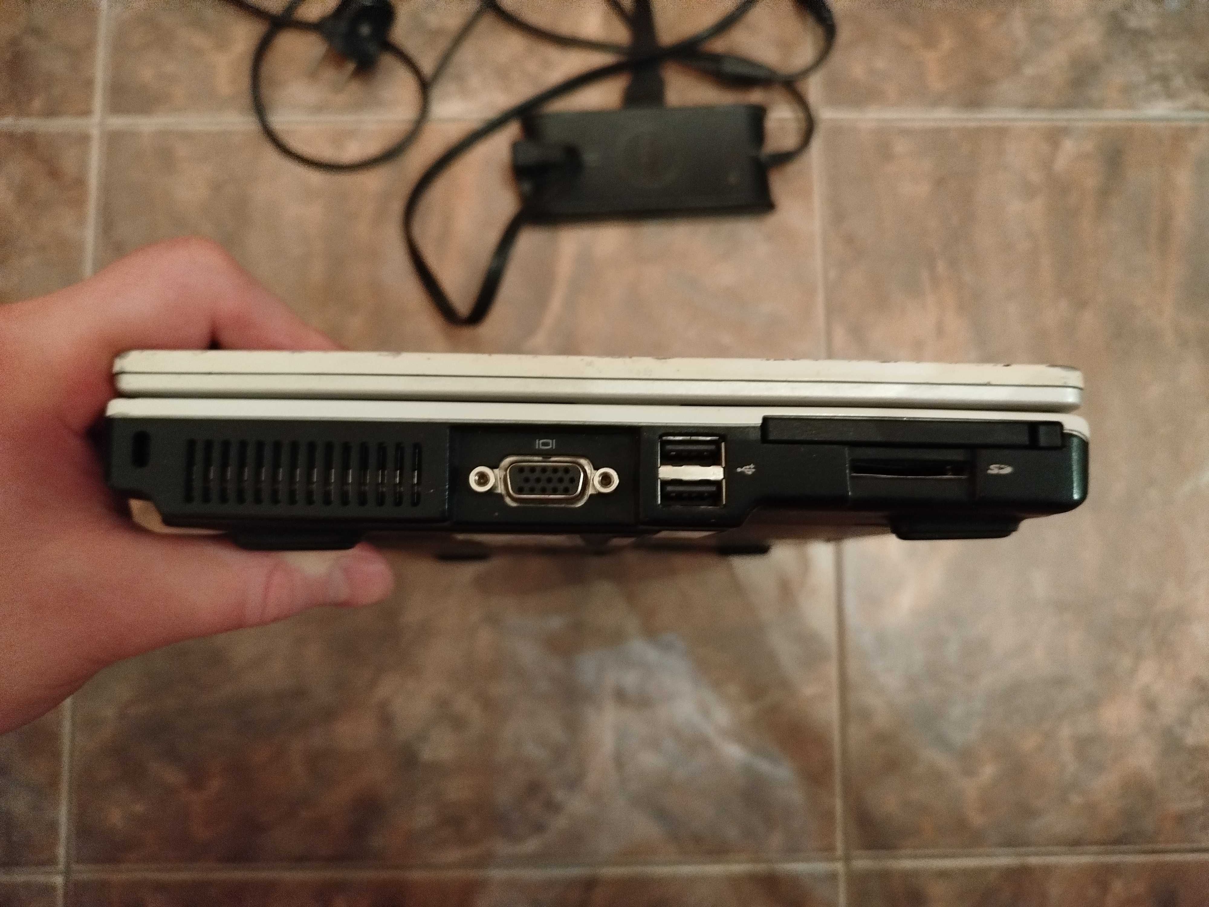 Ноутбук Dell Inspiron 700m netbook