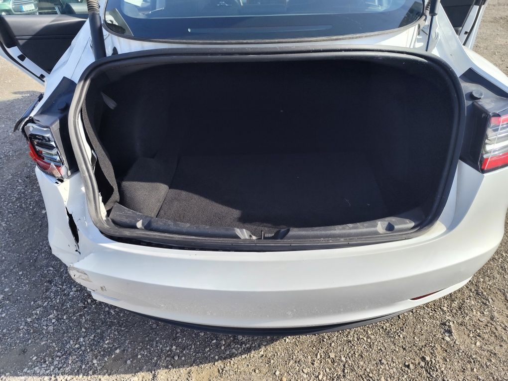 Tesla Modelo 3 single motor 2023