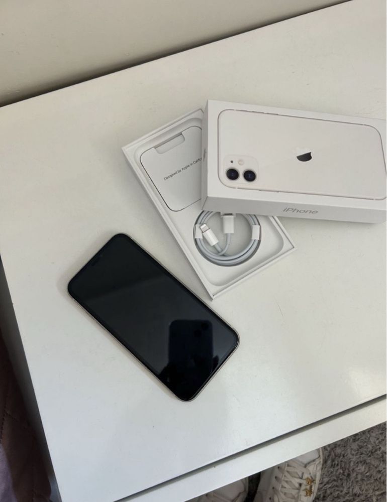 Iphone 11 128gb com caixa