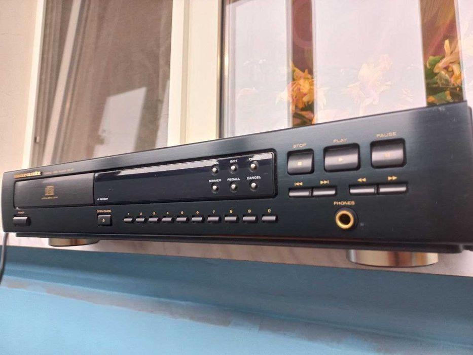 CD проигрыватель Marantz CD57